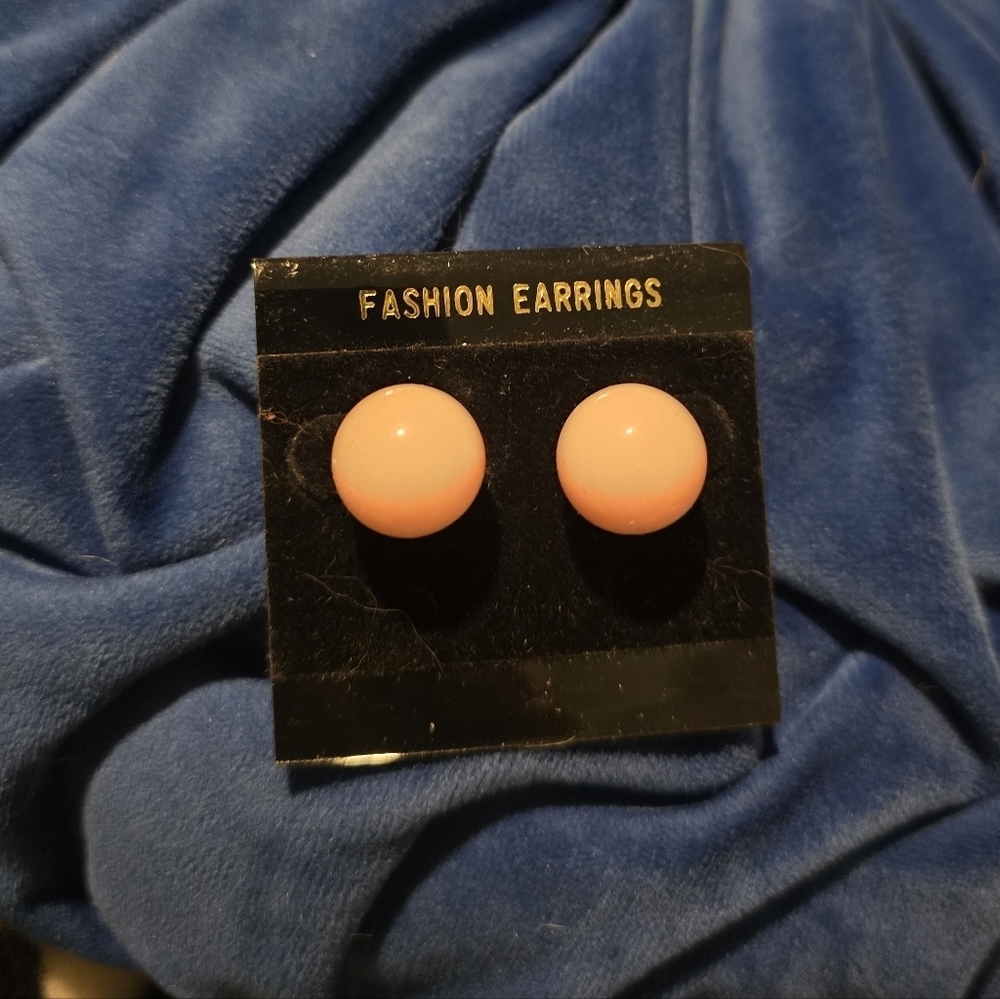 Vintage Light Pink Ball Stud Earrings